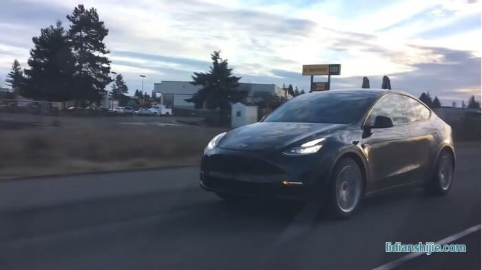 特斯拉Model Y